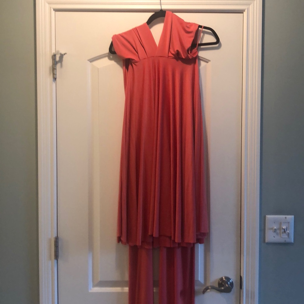 Two birds bridesmaids coral short dress. Size 2-12